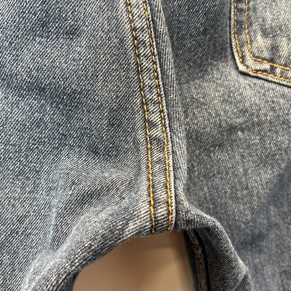 Levi’s 505 Denim Straight Leg Blue Jeans 33 x 32 Fade Lines Whiskering - Picture 12 of 14